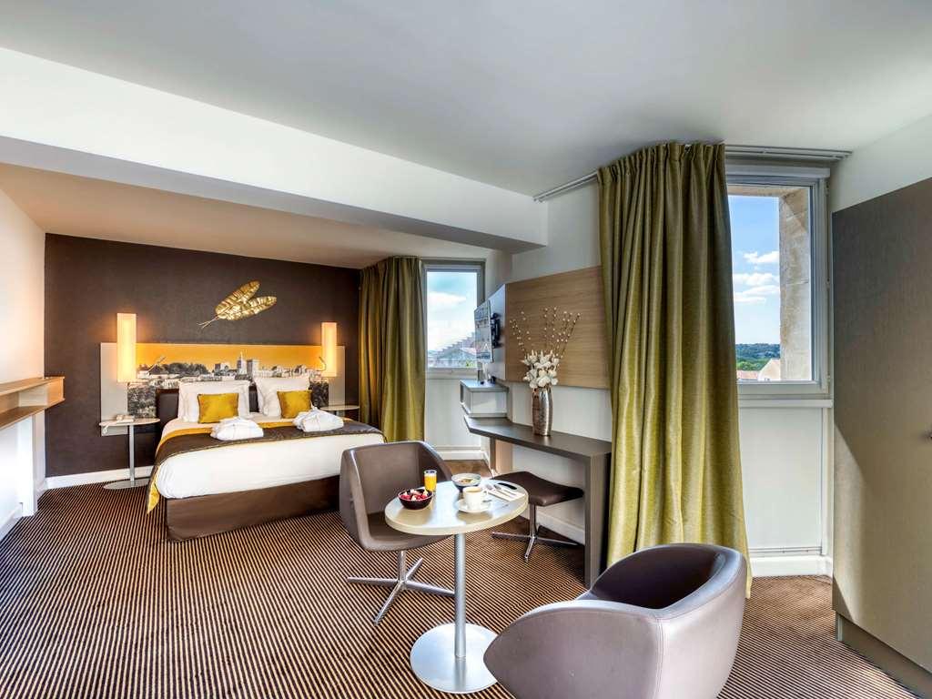 Mercure Centre Palais Des Papes Avignone