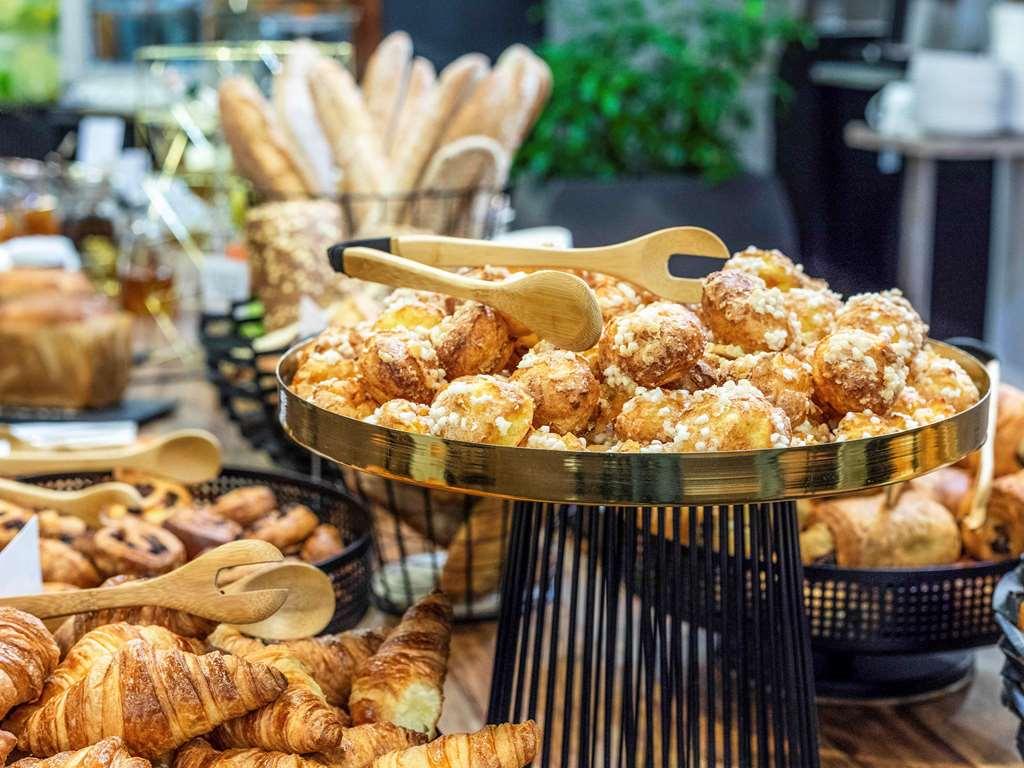 Mercure Centre Palais Des Papes Hotel 4*