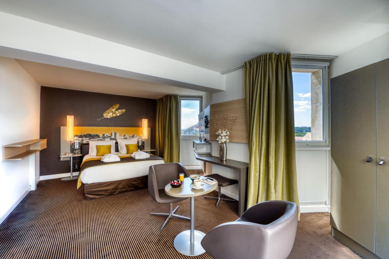 Mercure Centre Palais Des Papes Avignone