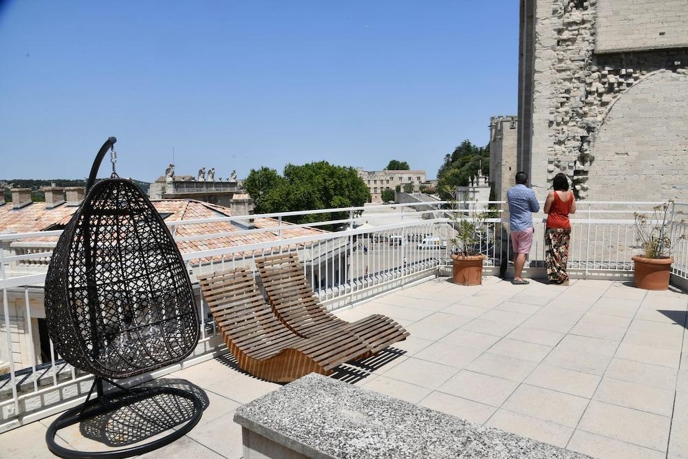 Mercure Centre Palais Des Papes Hotel
