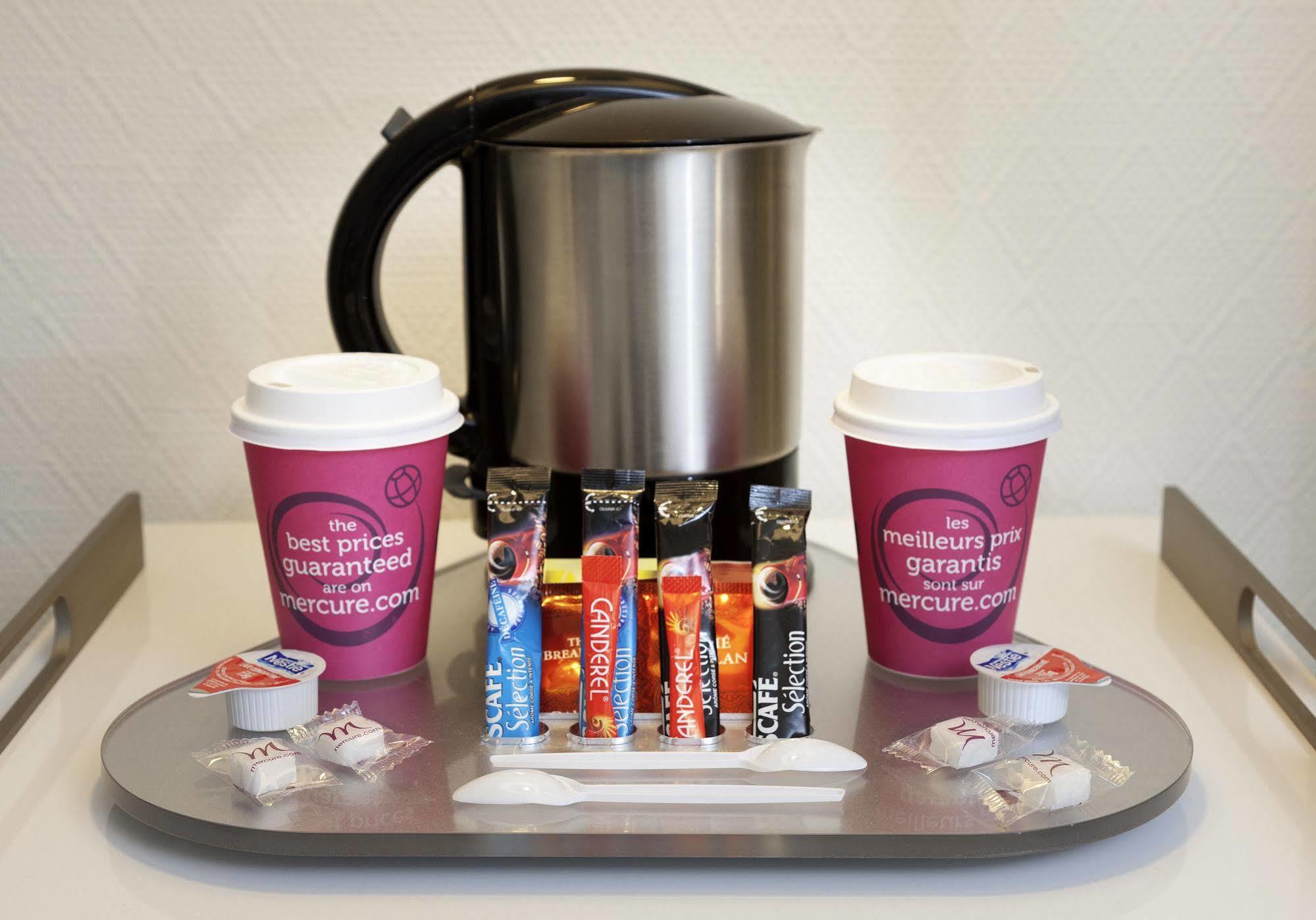 Hotel Mercure Centre Palais Des Papes 4*